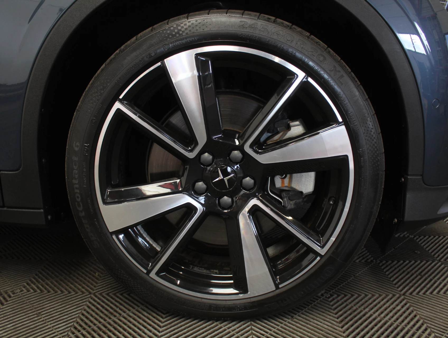 Hoofdafbeelding Polestar 2