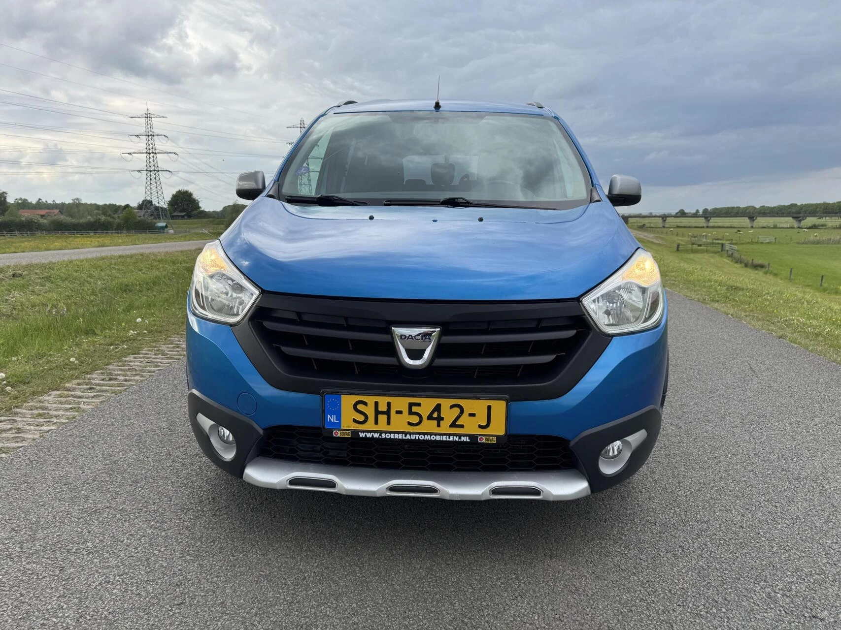 Hoofdafbeelding Dacia Lodgy
