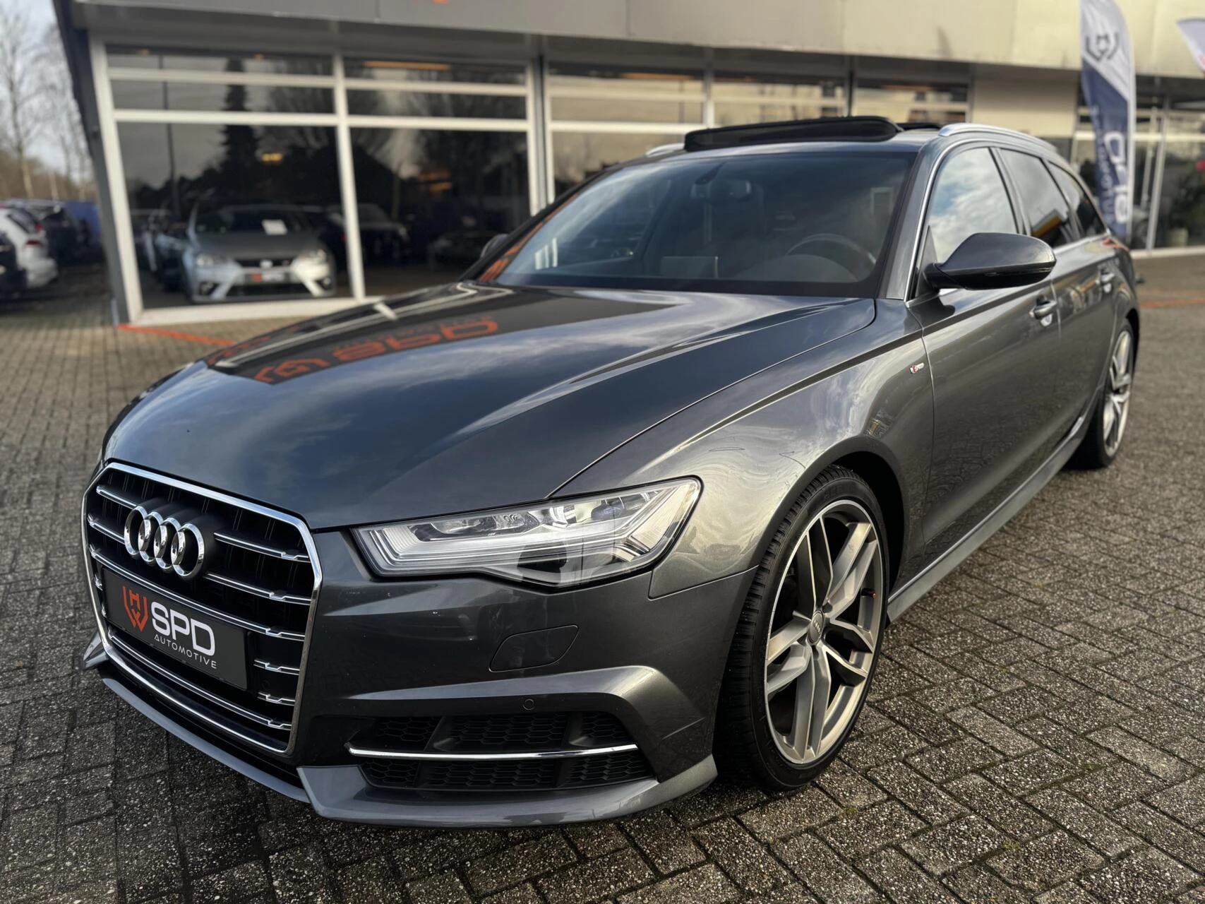 Hoofdafbeelding Audi A6
