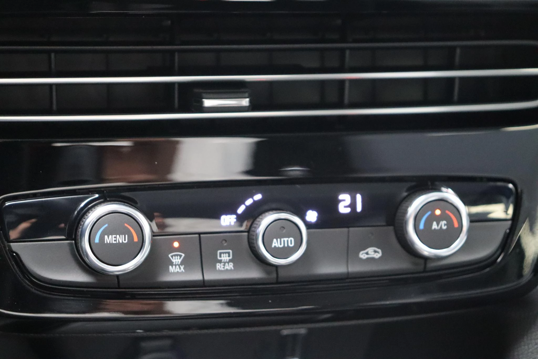 Hoofdafbeelding Opel Mokka-e