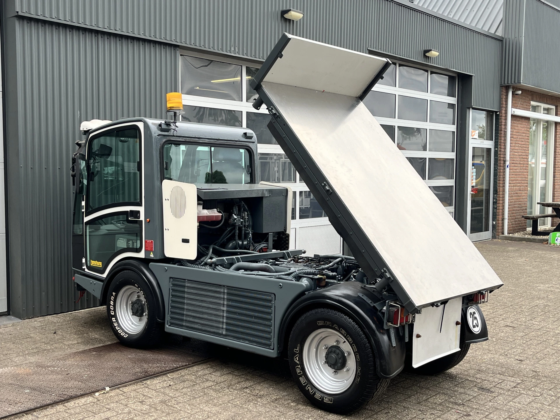 Hoofdafbeelding boschung P4T