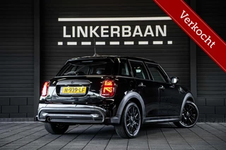 MINI Cooper 1.5 One | Classic | Navi | LED | Sportstoel | PDC | NL Auto |