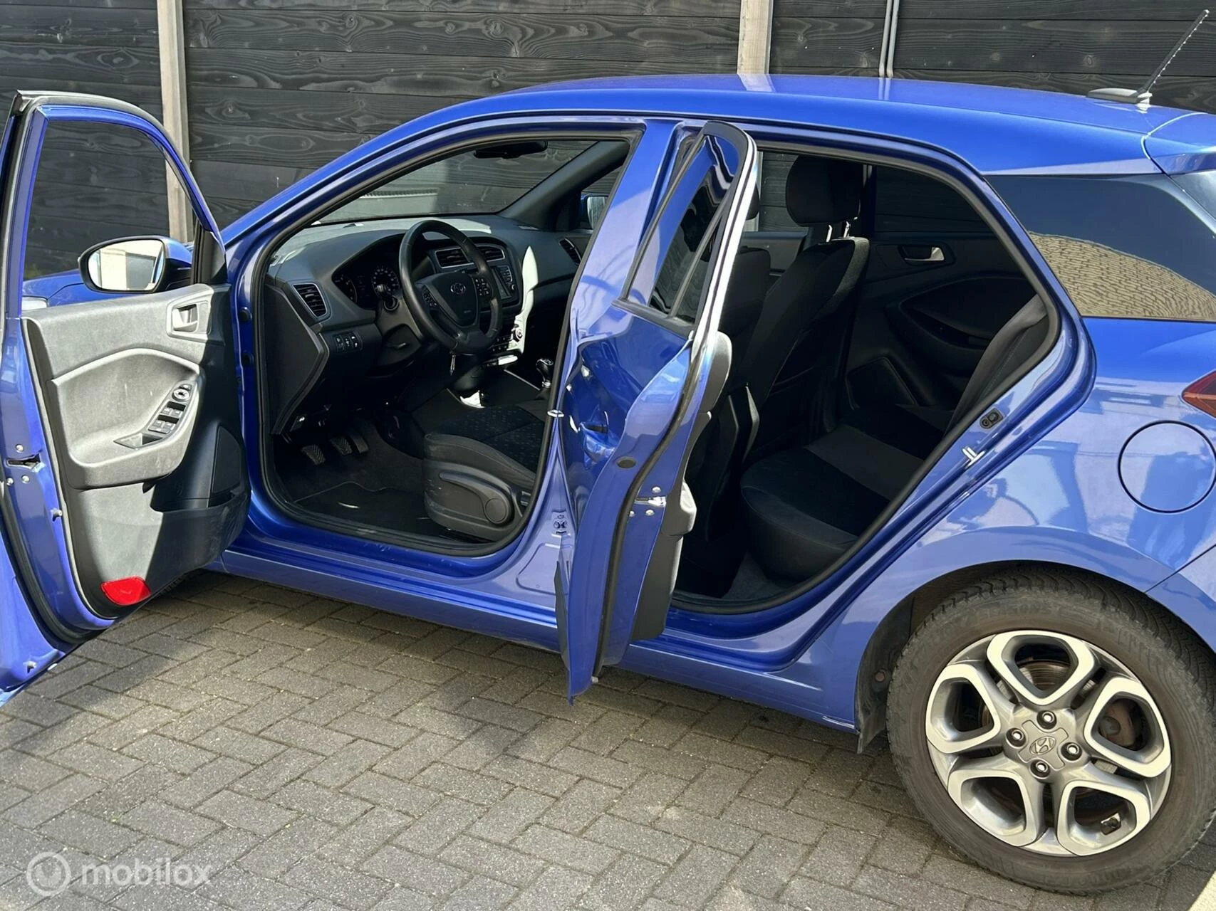 Hoofdafbeelding Hyundai i20