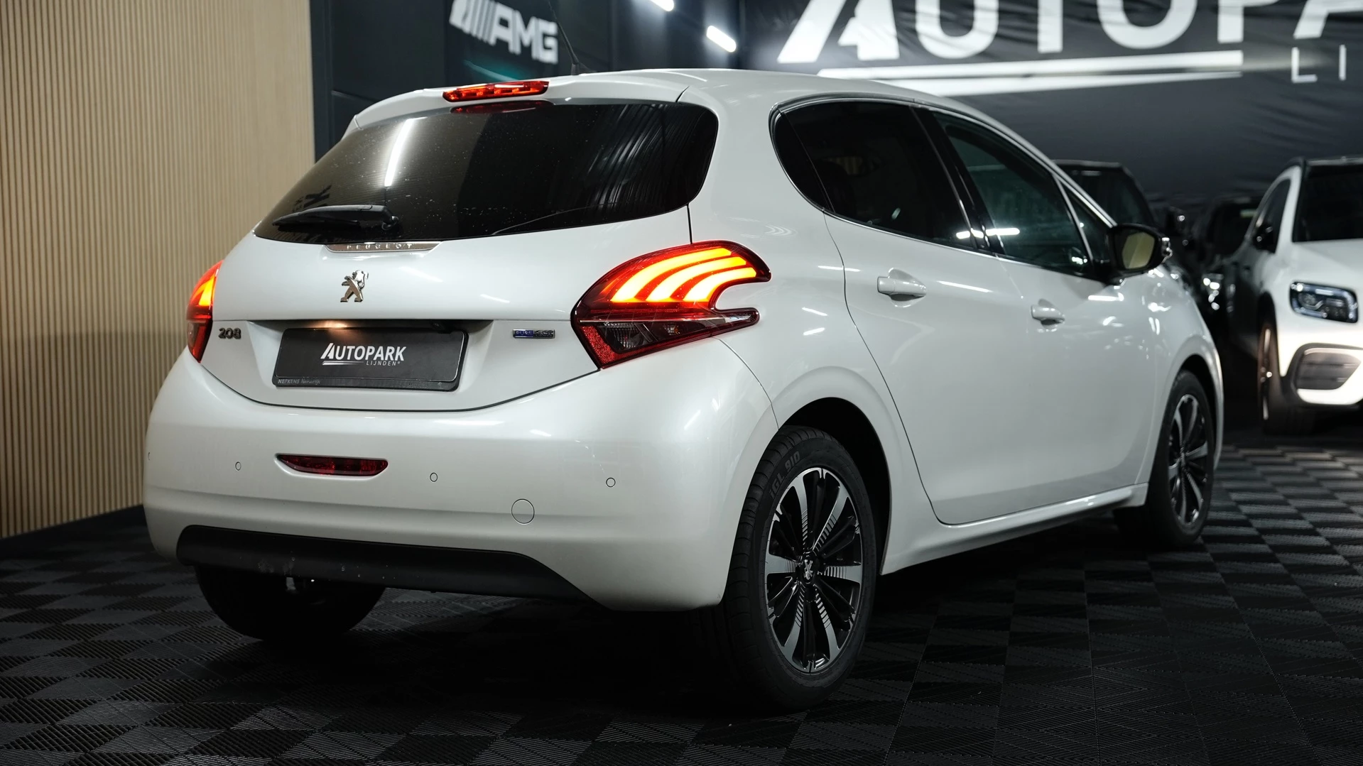 Hoofdafbeelding Peugeot 208