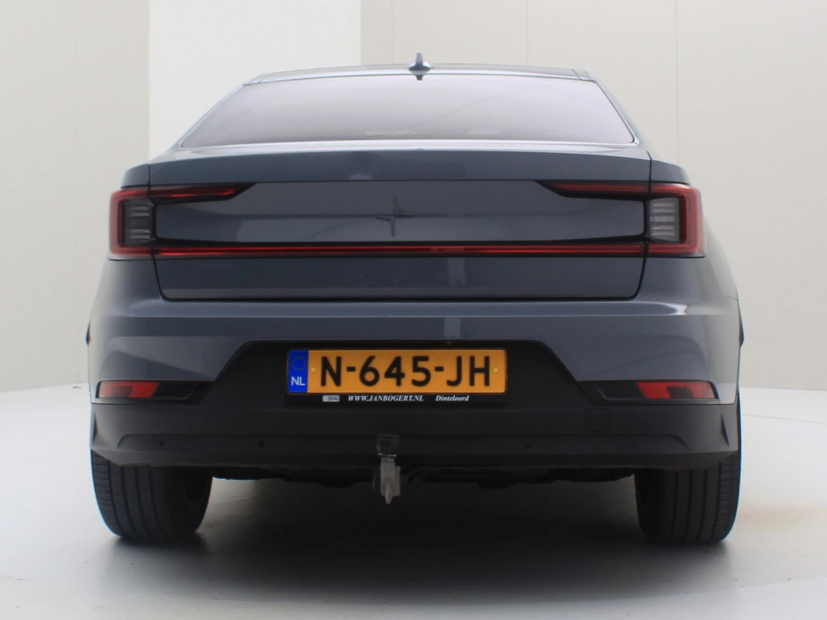 Hoofdafbeelding Polestar 2