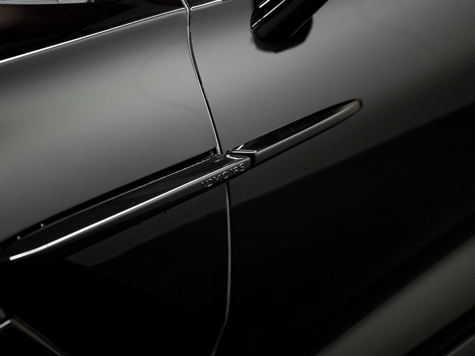 Hoofdafbeelding Aston Martin DBX