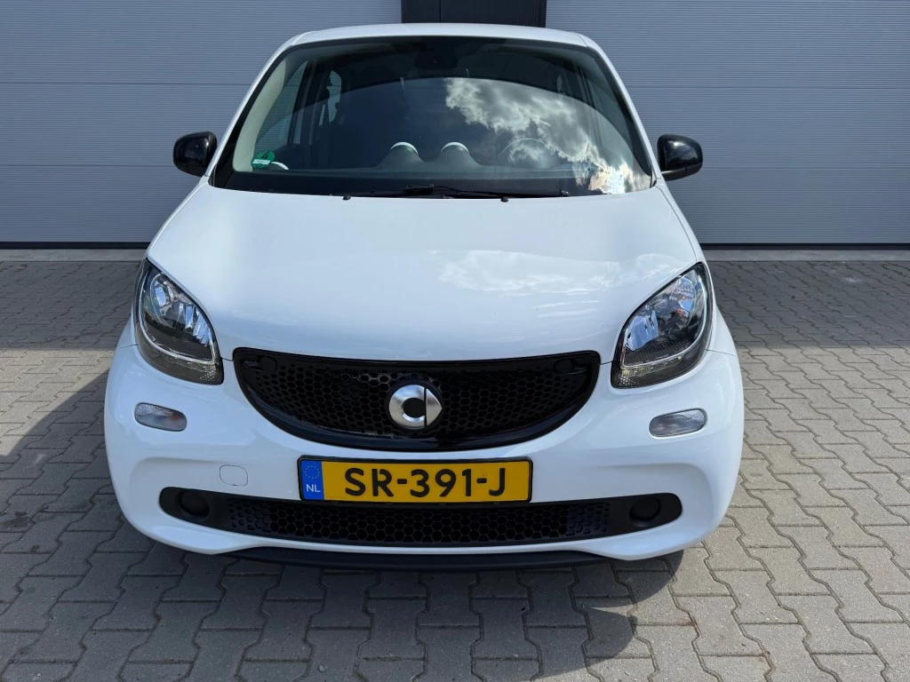 Hoofdafbeelding Smart Forfour