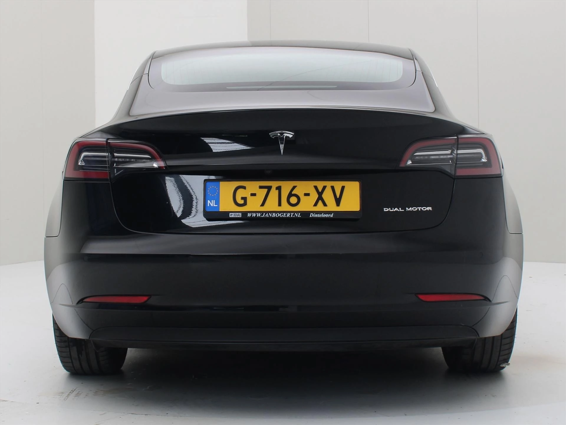 Hoofdafbeelding Tesla Model 3