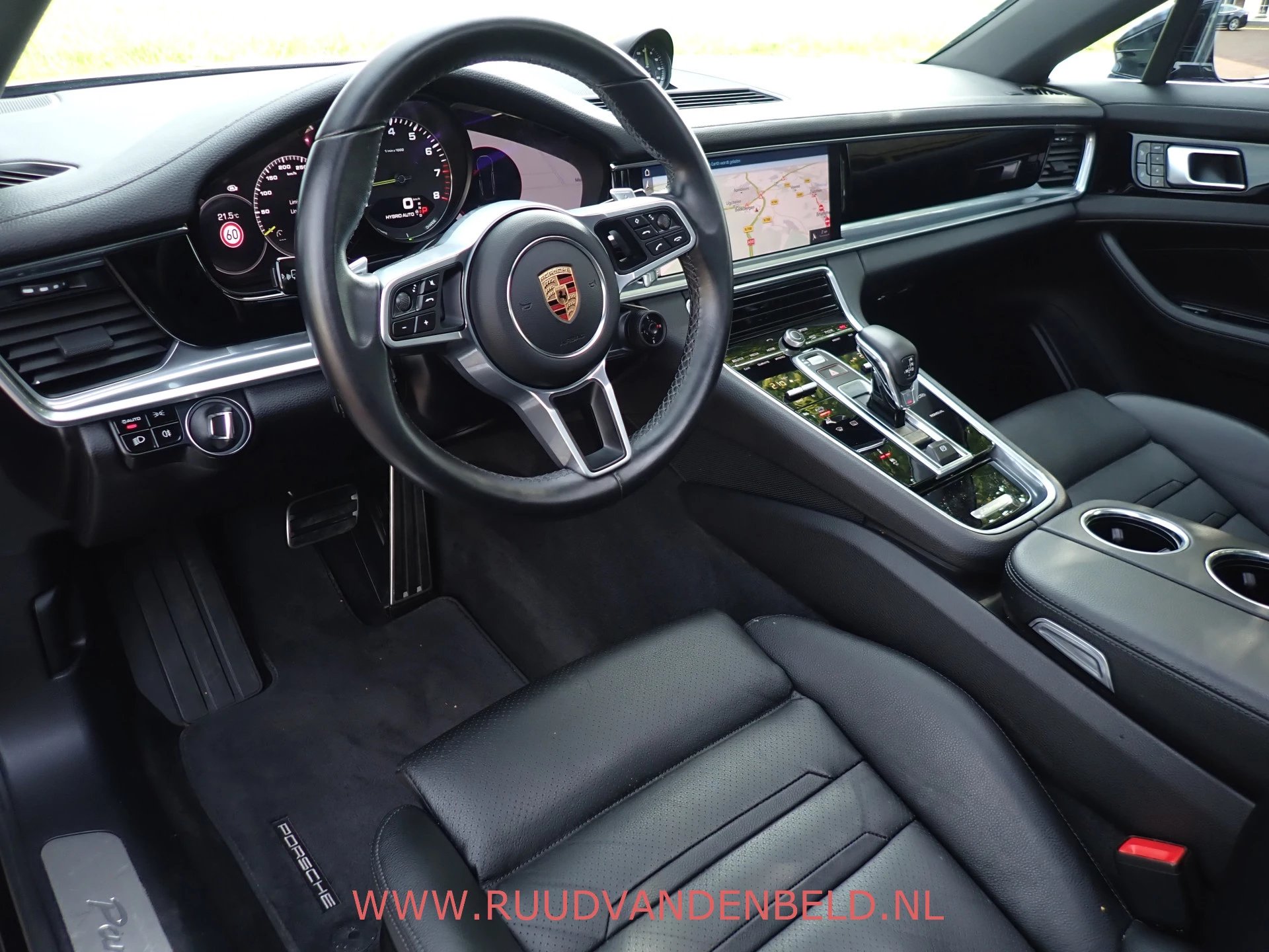 Hoofdafbeelding Porsche Panamera