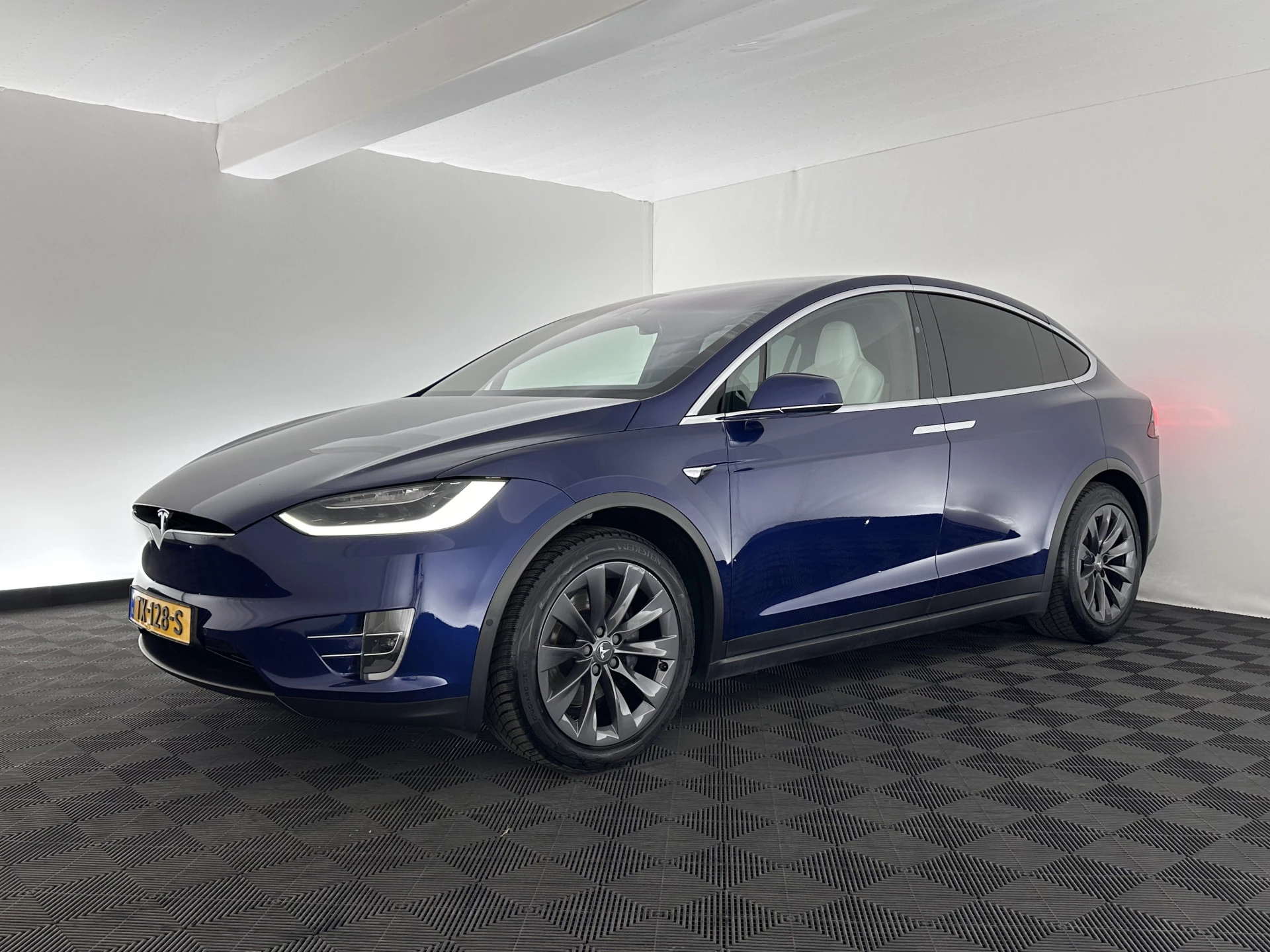 Hoofdafbeelding Tesla Model X