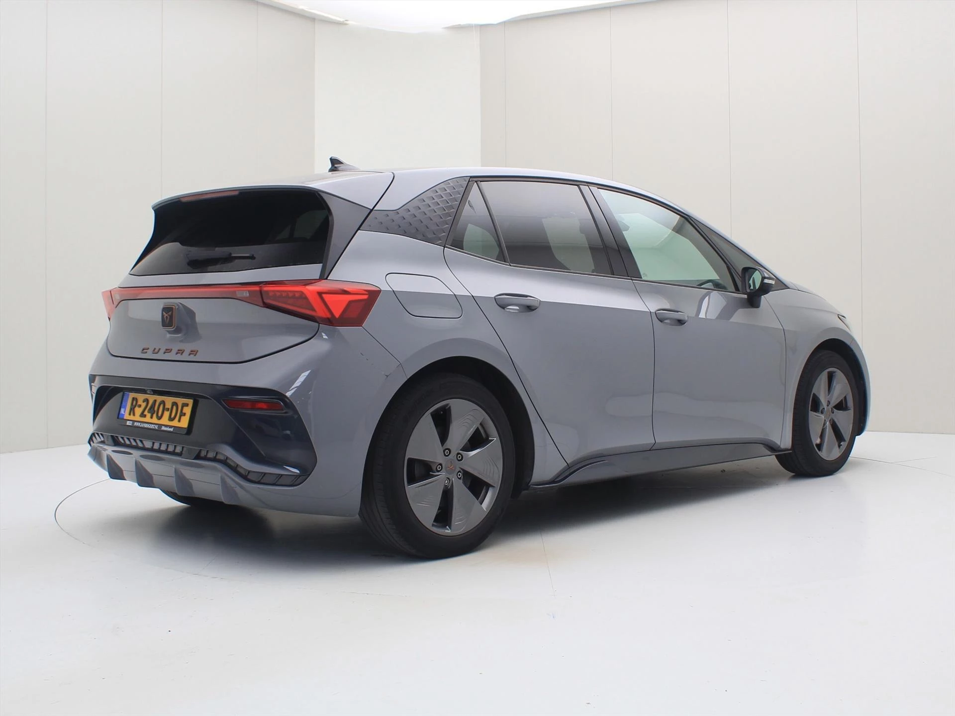 Hoofdafbeelding CUPRA Born