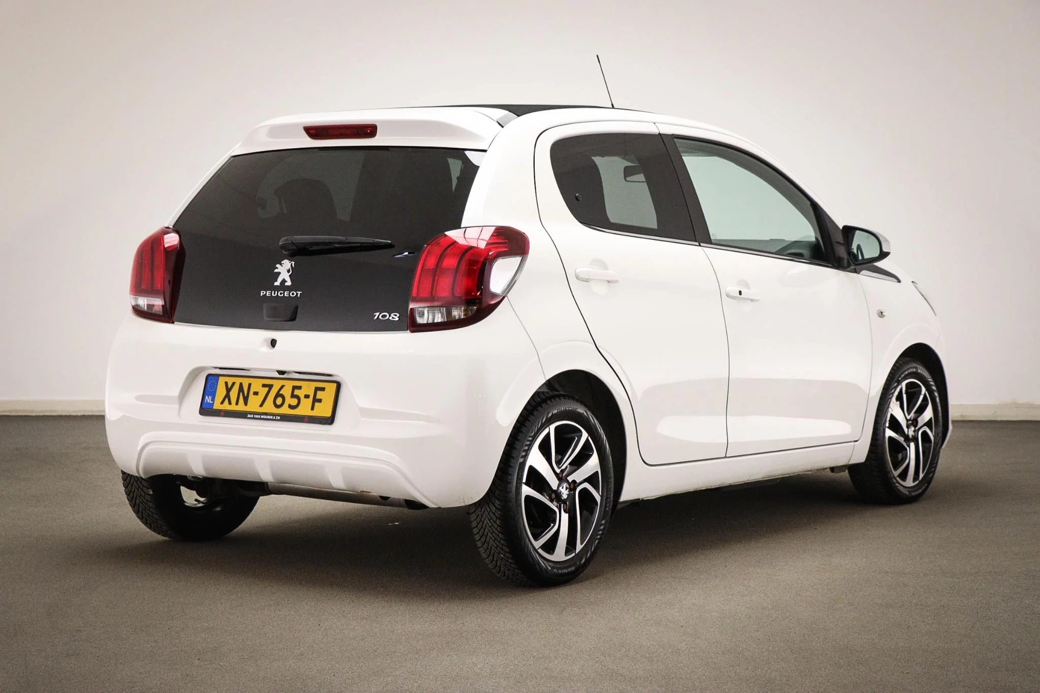 Hoofdafbeelding Peugeot 108