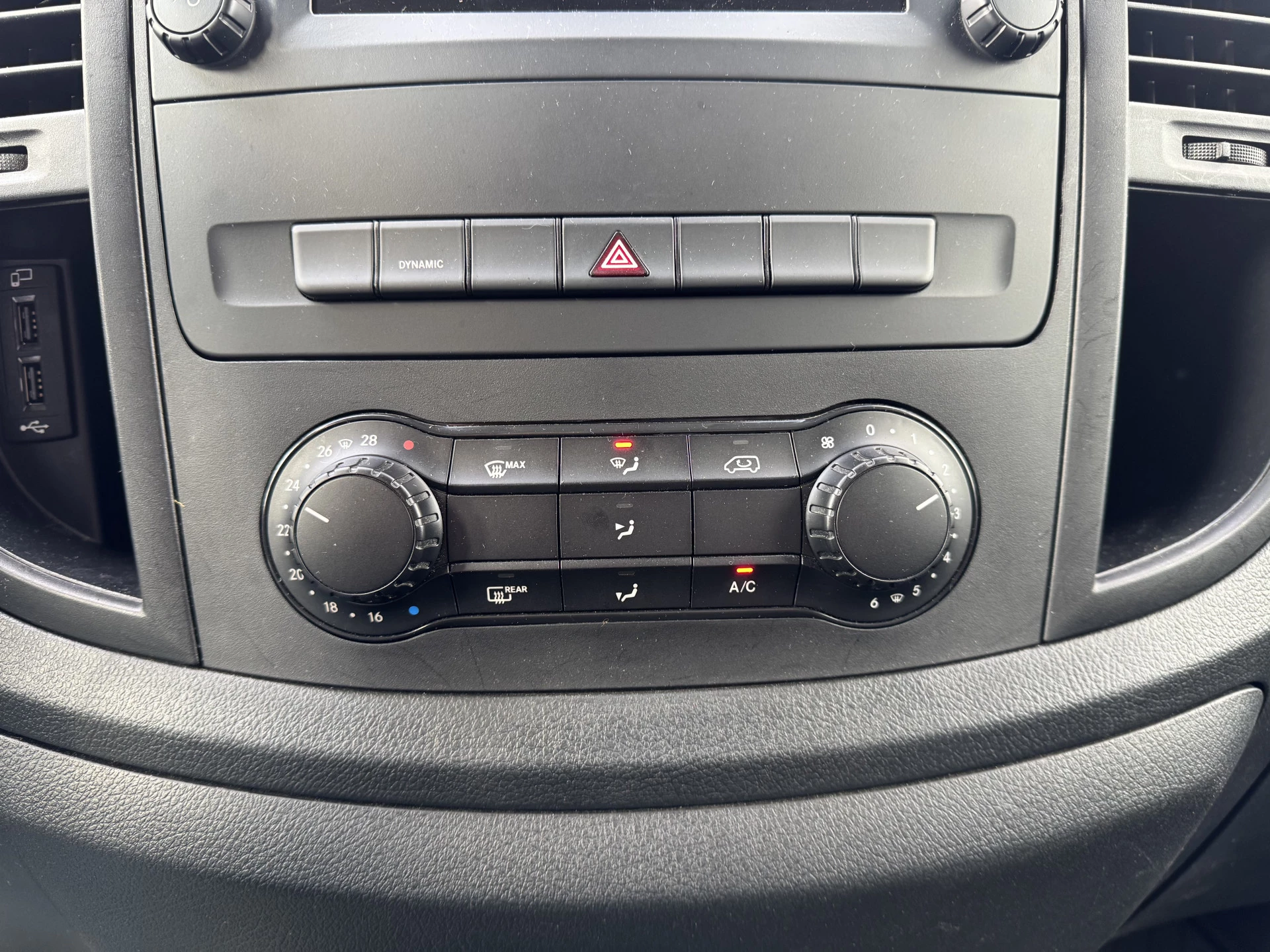 Hoofdafbeelding Mercedes-Benz eVito