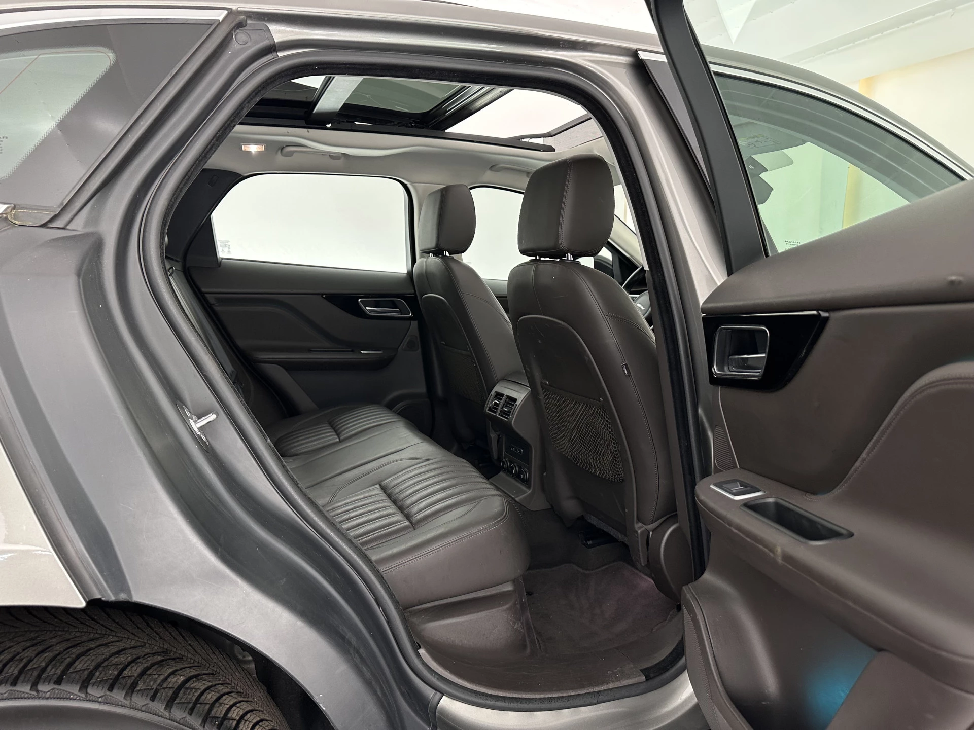 Hoofdafbeelding Jaguar F-PACE