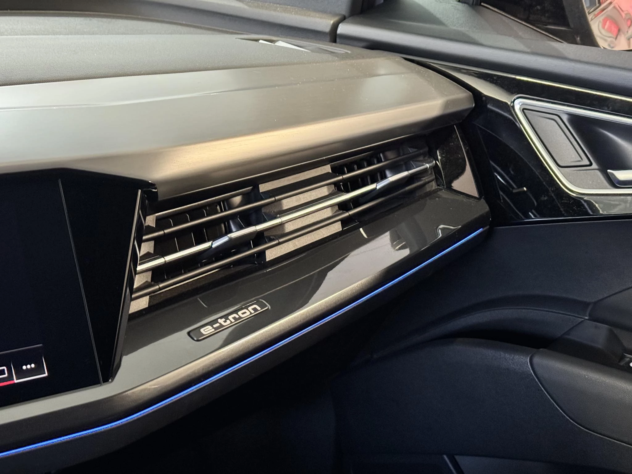 Hoofdafbeelding Audi Q4 e-tron