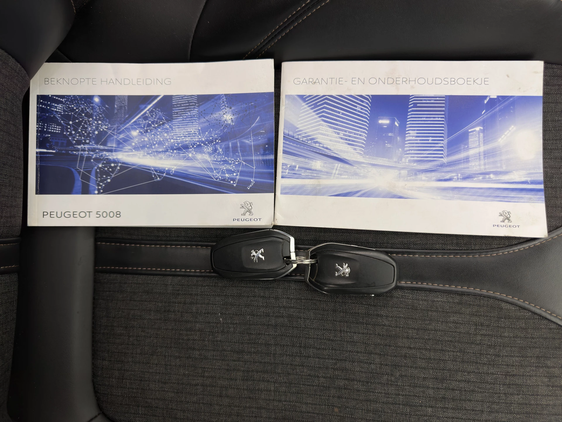 Hoofdafbeelding Peugeot 5008