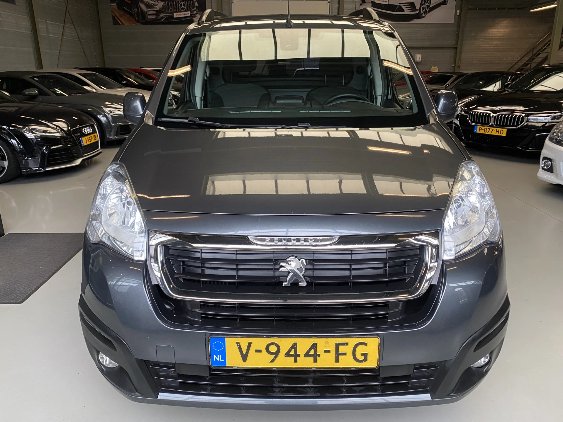 Hoofdafbeelding Peugeot Partner