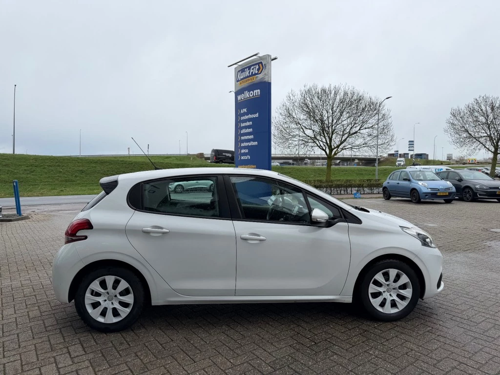 Hoofdafbeelding Peugeot 208
