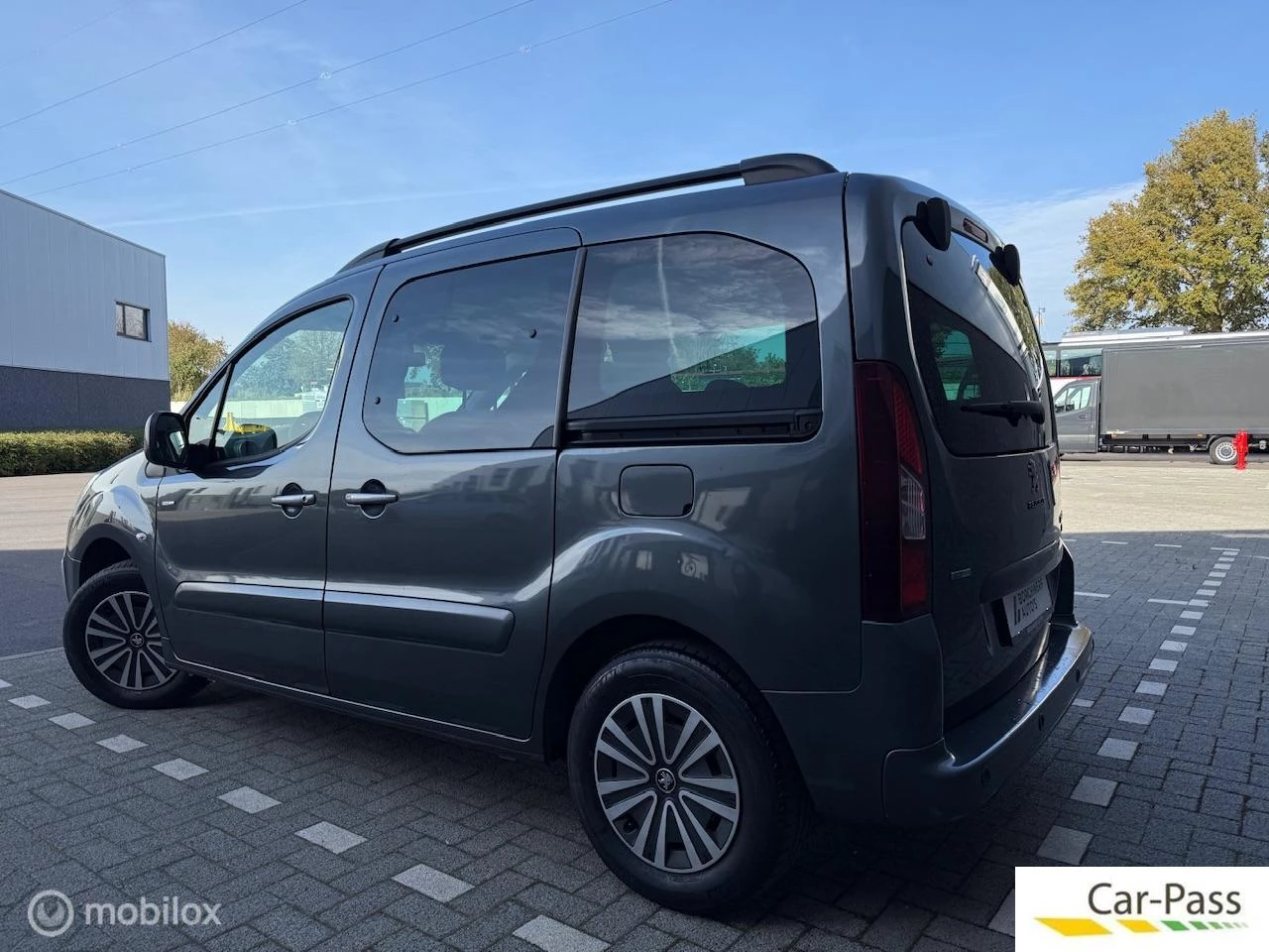 Hoofdafbeelding Peugeot Partner