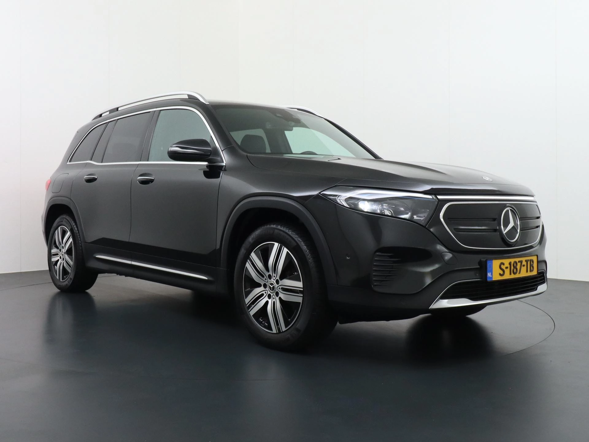 Hoofdafbeelding Mercedes-Benz EQB