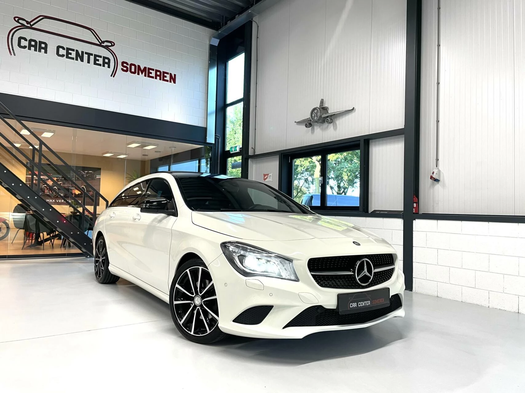 Hoofdafbeelding Mercedes-Benz CLA