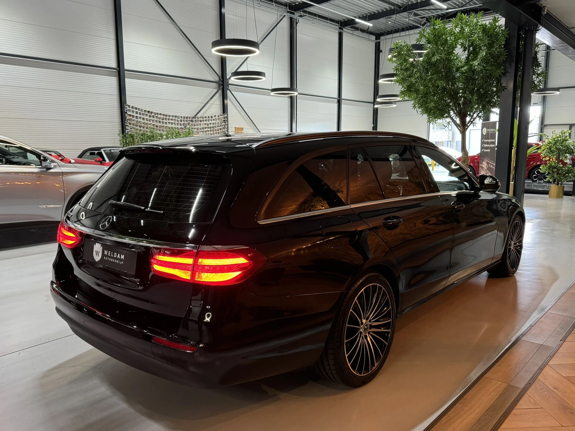 Hoofdafbeelding Mercedes-Benz E-Klasse