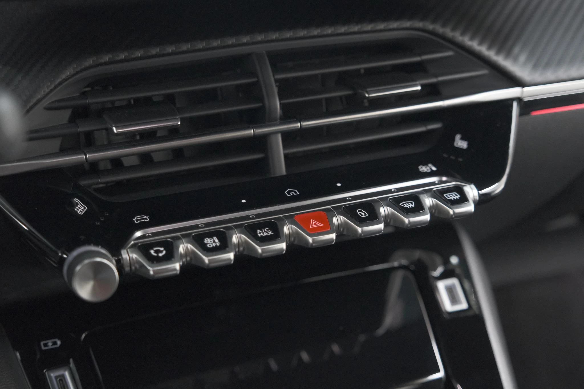 Hoofdafbeelding Peugeot e-2008