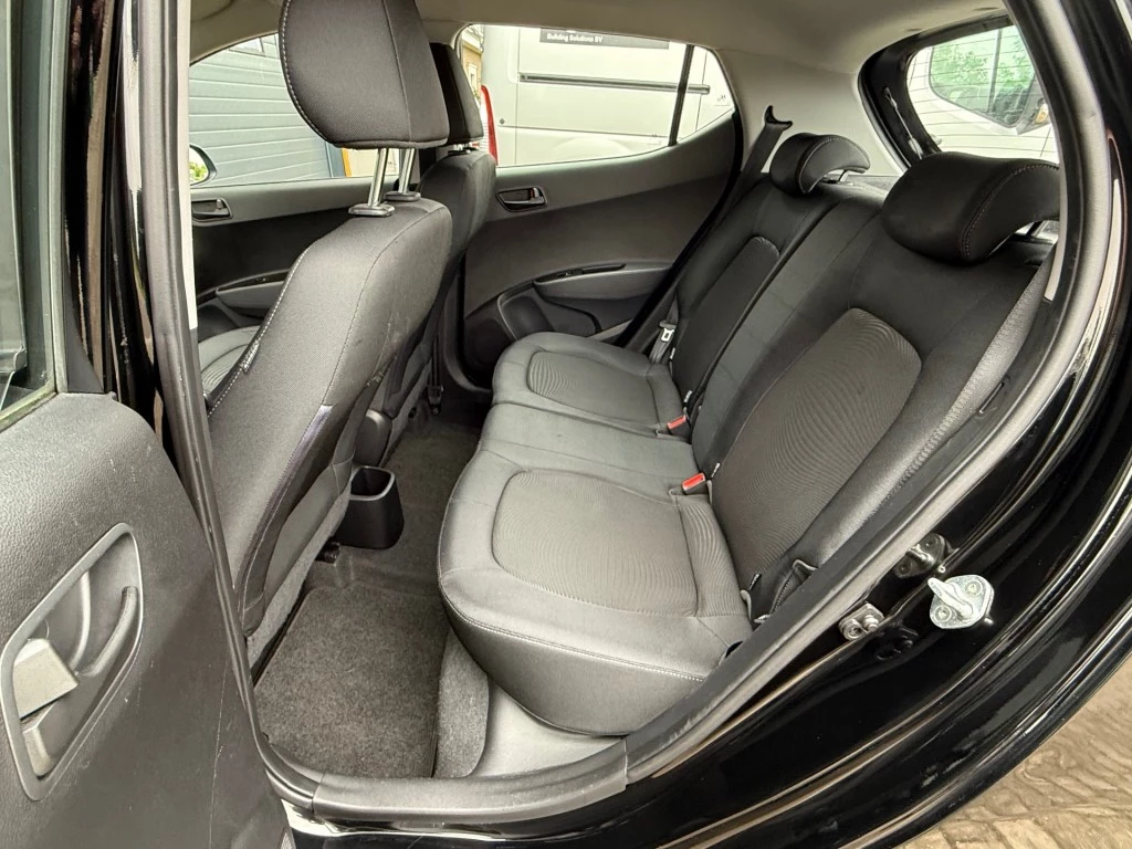 Hoofdafbeelding Hyundai i10