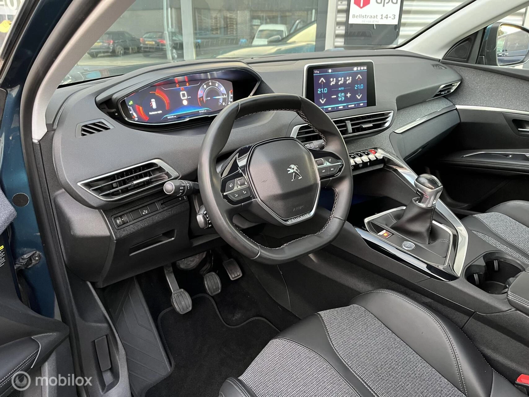 Hoofdafbeelding Peugeot 5008