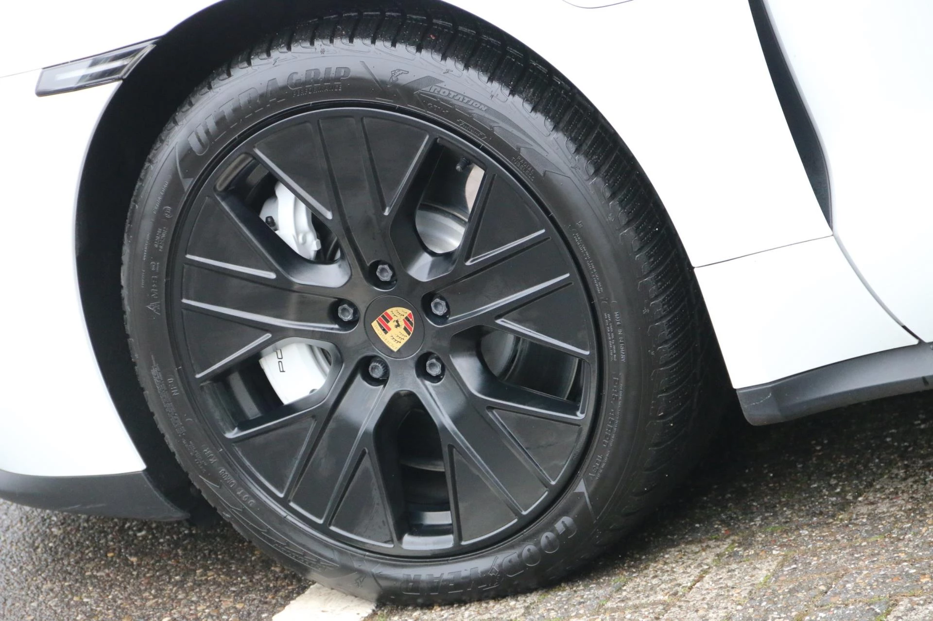 Hoofdafbeelding Porsche Taycan