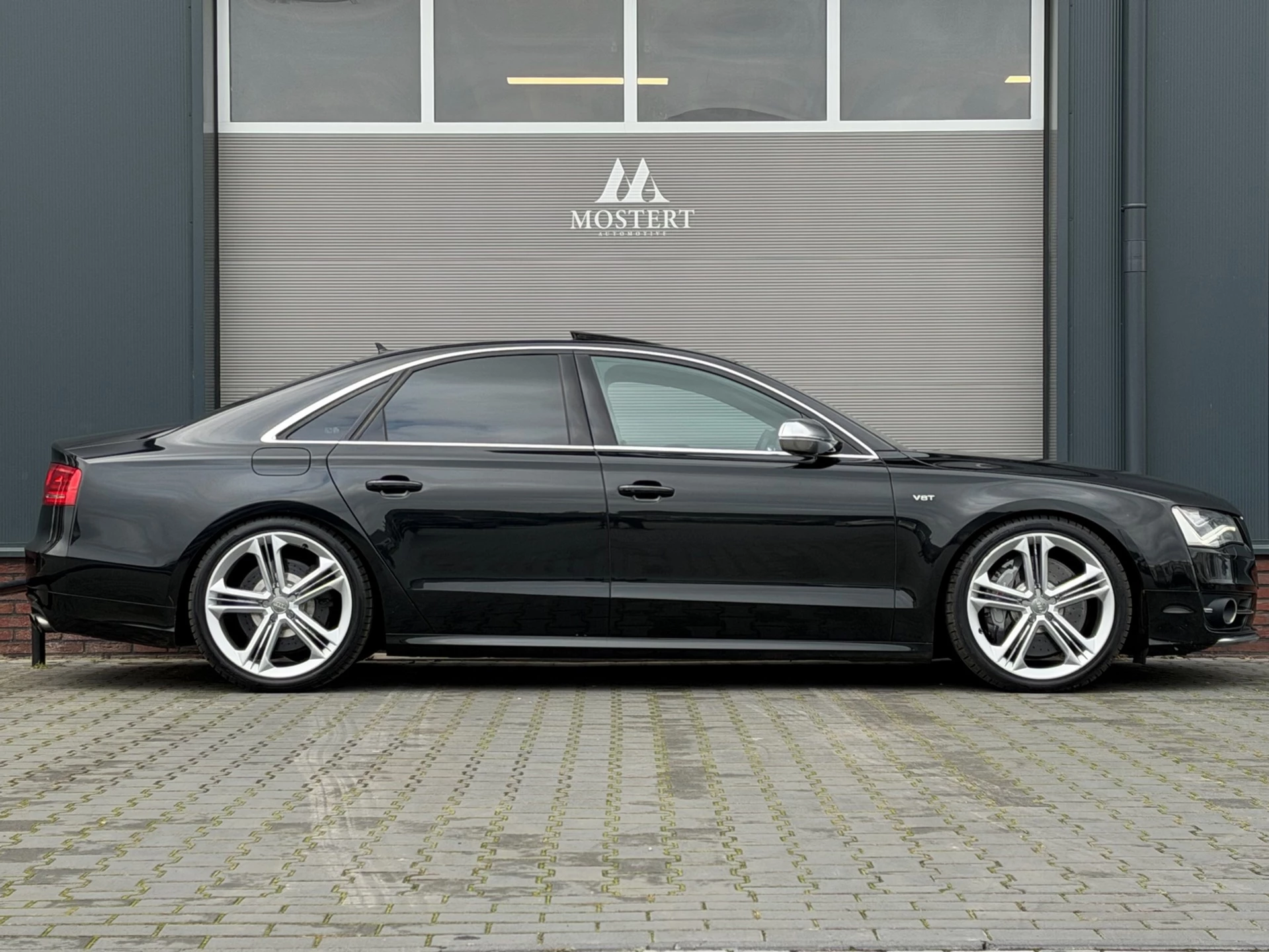 Hoofdafbeelding Audi A8
