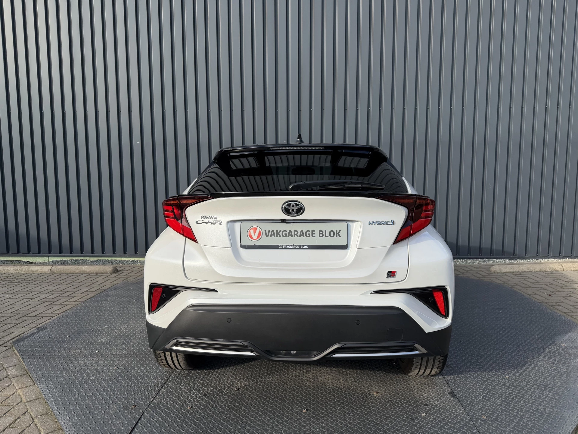 Hoofdafbeelding Toyota C-HR