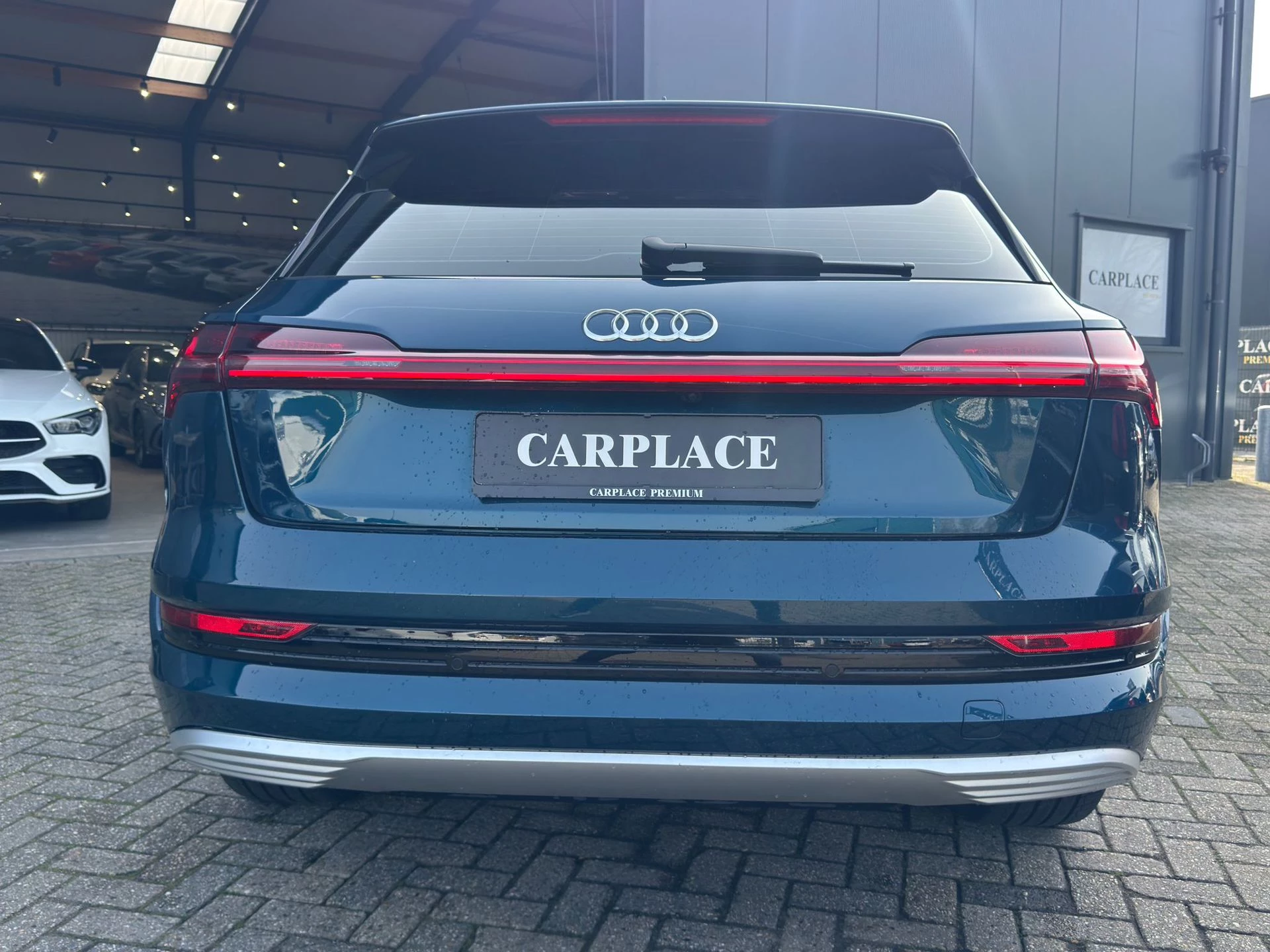 Hoofdafbeelding Audi e-tron