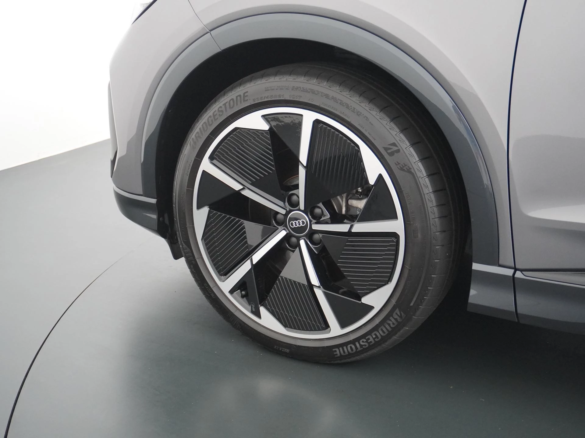 Hoofdafbeelding Audi Q4 e-tron