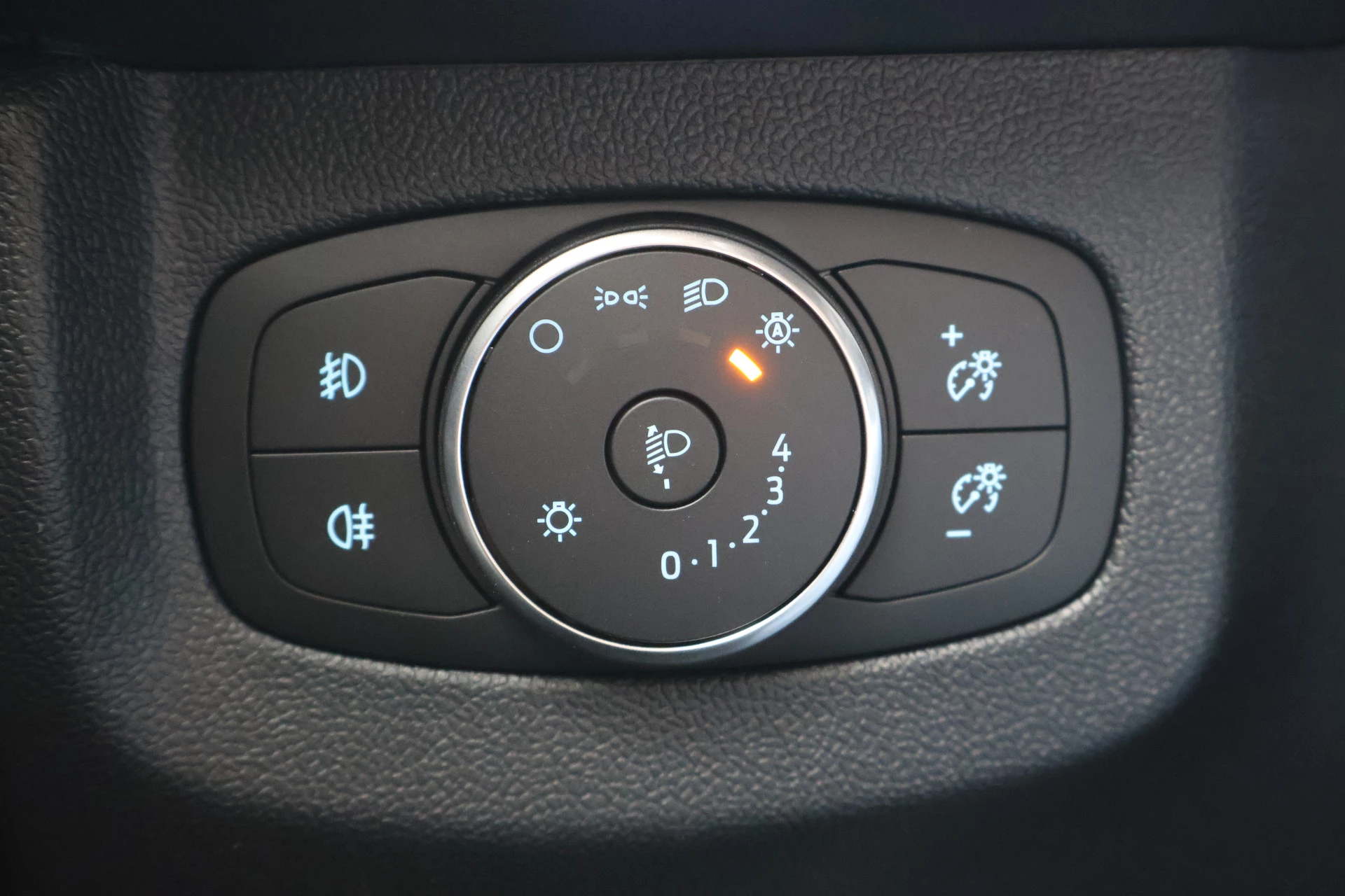 Hoofdafbeelding Ford E-Transit Courier