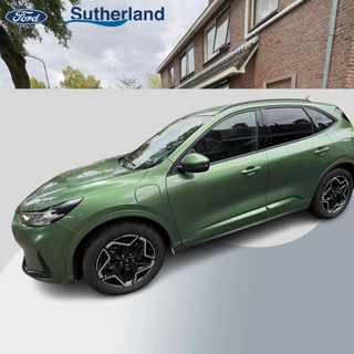 Ford Kuga 2.5 PHEV ST-Line 242pk Wegklapbare Trekhaak | Winterpack | Bursting Green | 19 inch Velgen | 2.100kg Trekgewicht | 1e Eigenaar