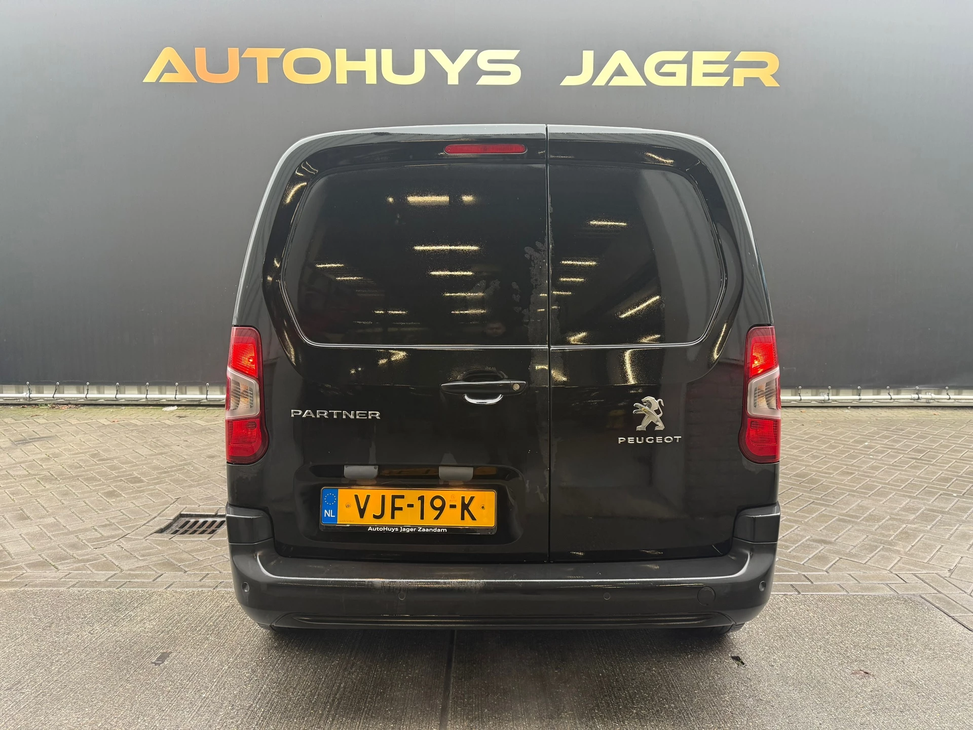 Hoofdafbeelding Peugeot Partner