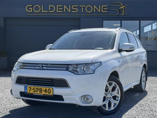 Mitsubishi Outlander 2.0 PHEV Instyle+ 1e Eigenaar,Schuifdak,Camera,Trekhaak,Keyless,Leder,Clima,Stoelverkoeling,Stoelverw,Pdc,Lm velgen,Rijstrooksensor,Lm velgen,N.A.P,Apk tot 12-2026