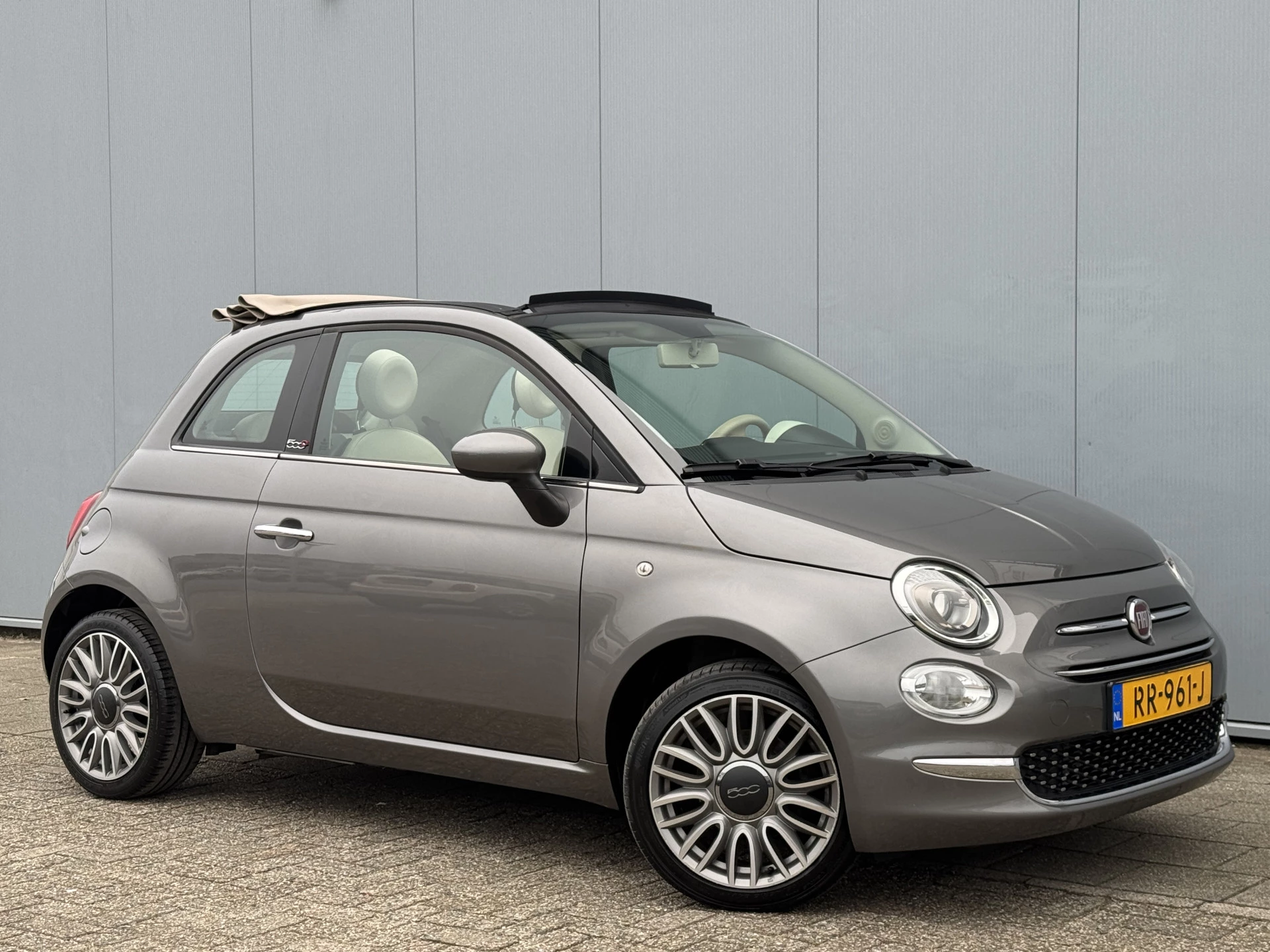 Hoofdafbeelding Fiat 500C