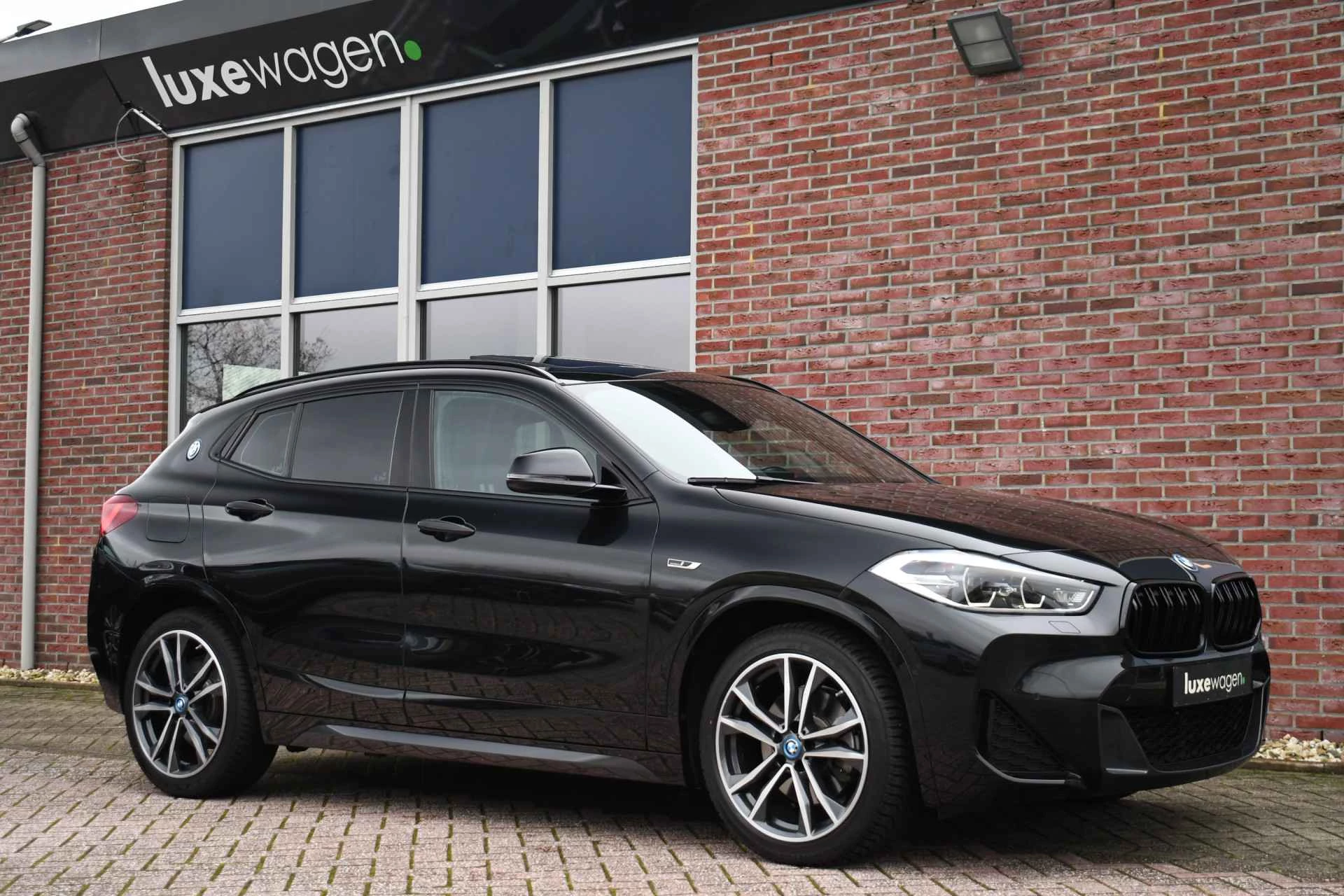 Hoofdafbeelding BMW X2