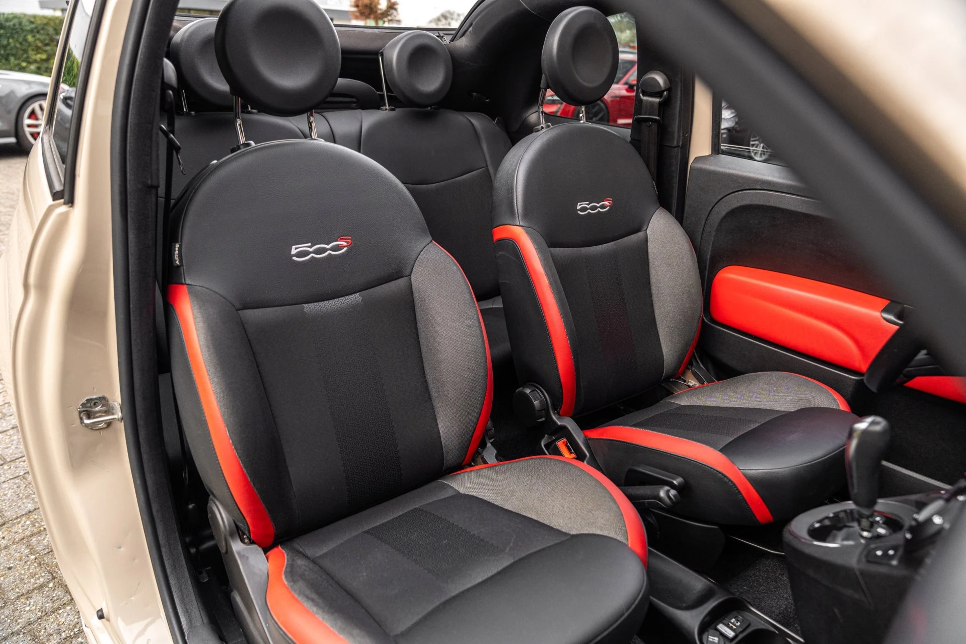 Hoofdafbeelding Fiat 500C