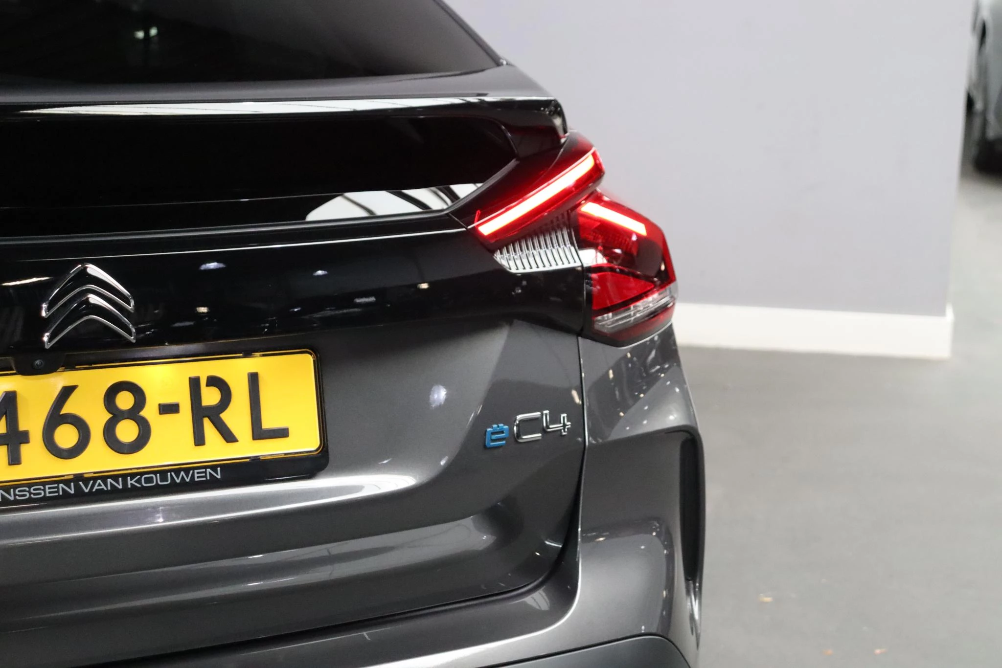 Hoofdafbeelding Citroën ë-C4