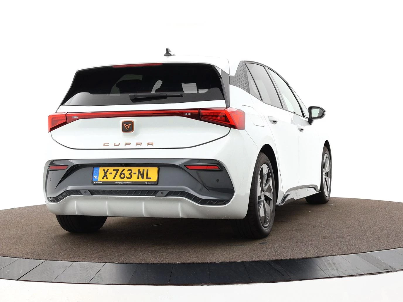 Hoofdafbeelding CUPRA Born