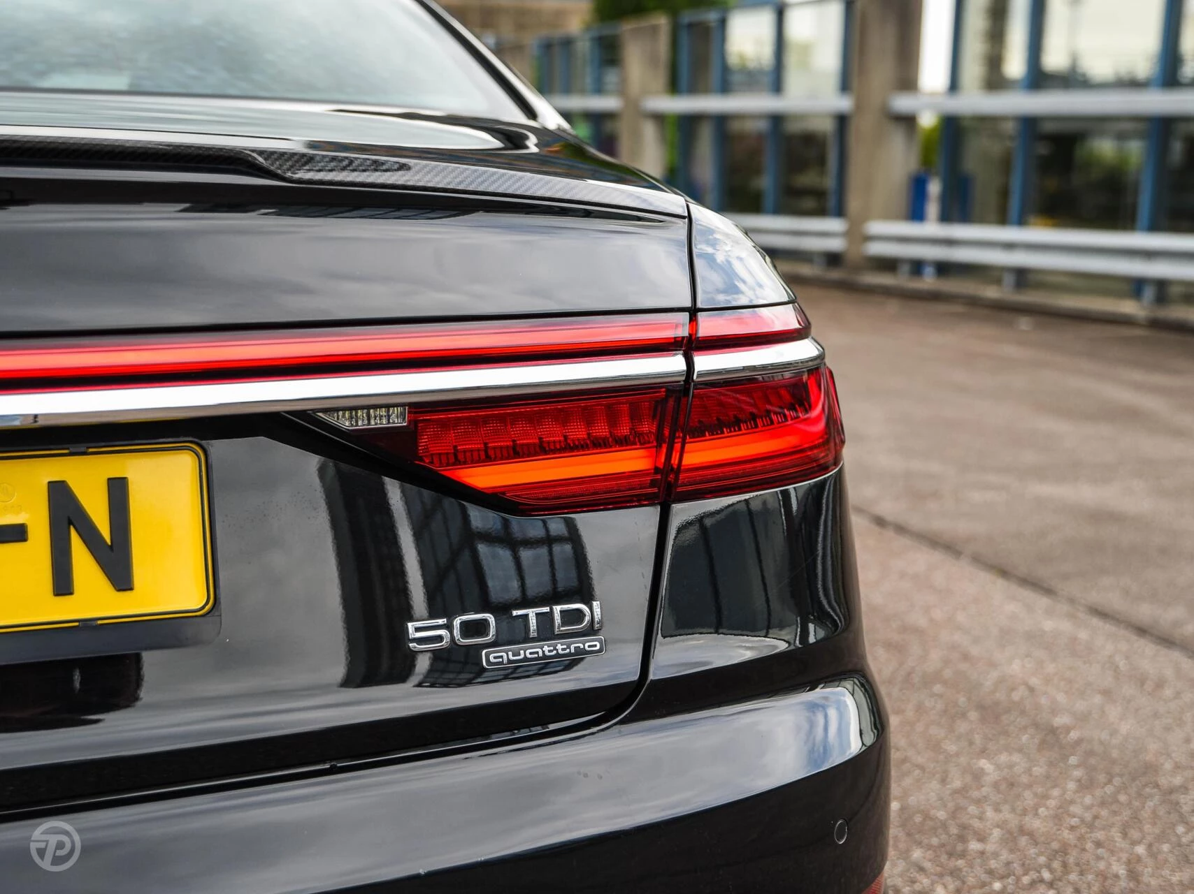 Hoofdafbeelding Audi A8