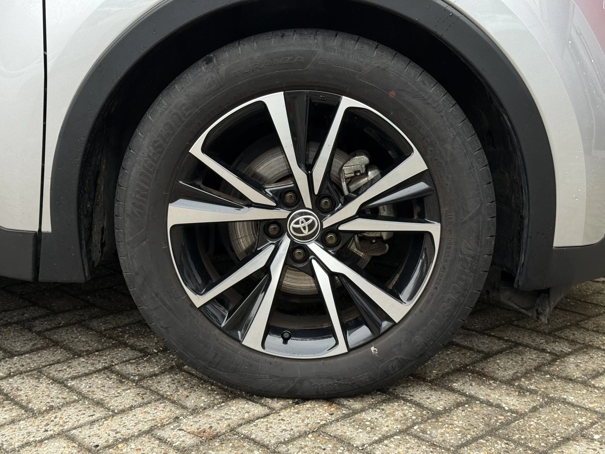 Hoofdafbeelding Toyota C-HR