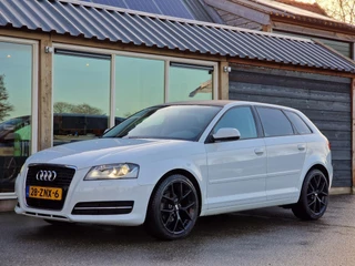 Audi A3 Sportback 1.6 TDI Attraction Advance (Gereviseerde automaat / Climate / Cruise / Navigatie / Parkeersensoren / APK 2-2026)