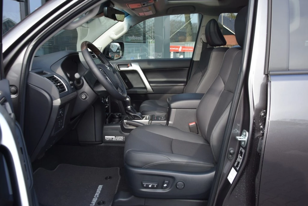 Hoofdafbeelding Toyota Land Cruiser