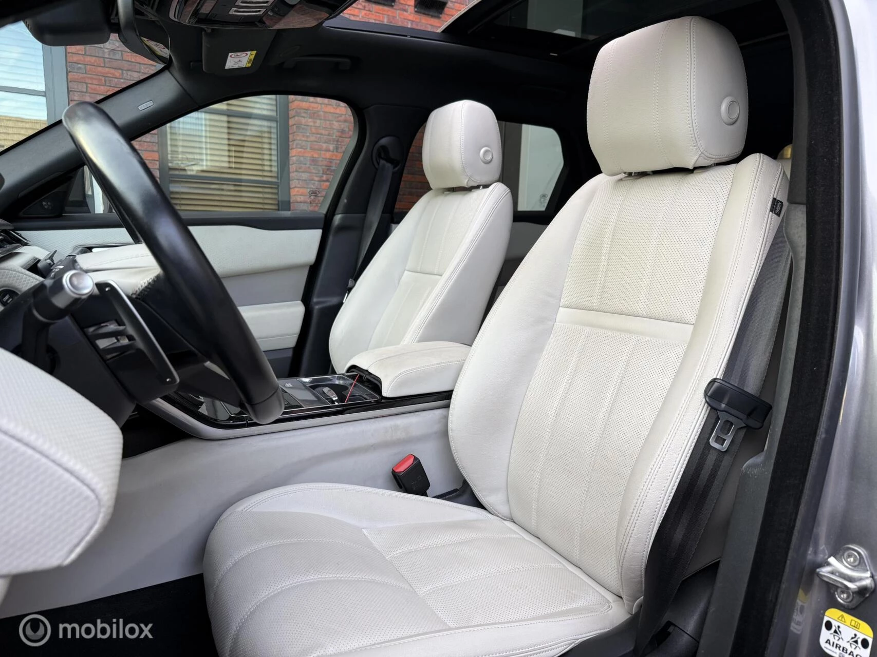 Hoofdafbeelding Land Rover Range Rover Velar