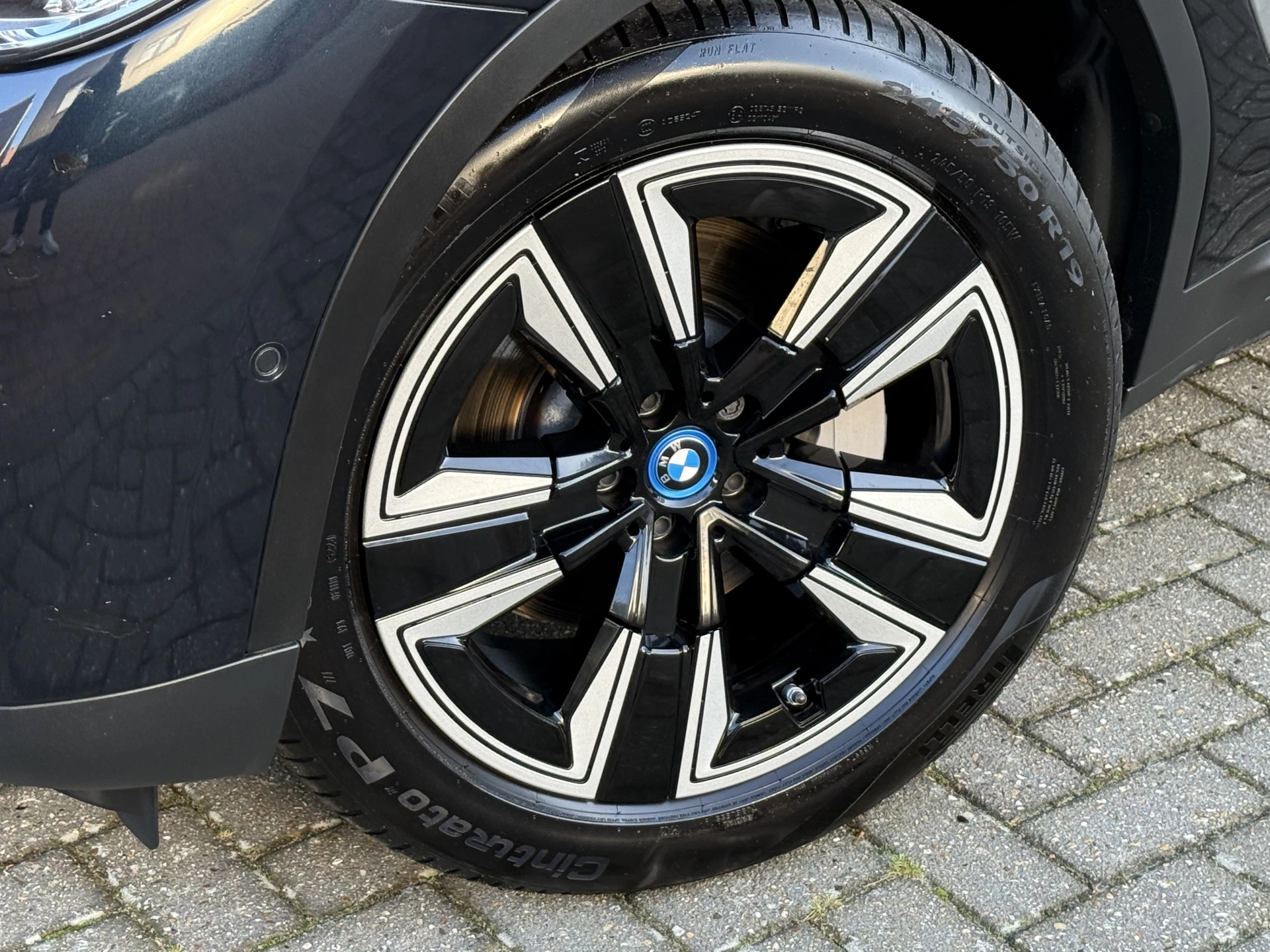 Hoofdafbeelding BMW iX3