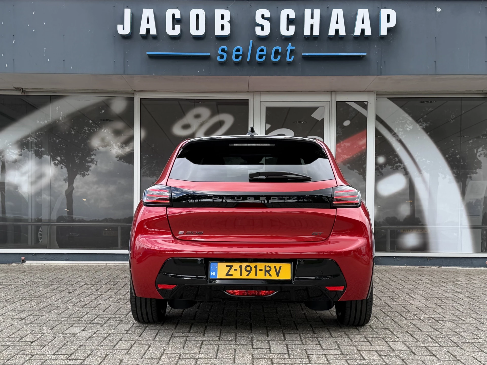 Hoofdafbeelding Peugeot e-208